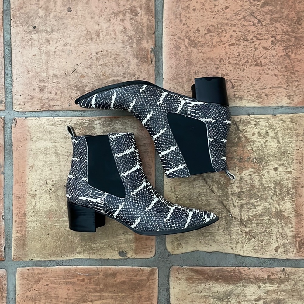 Nine West Black and White Snakeskin Chelsea Ankle Boots